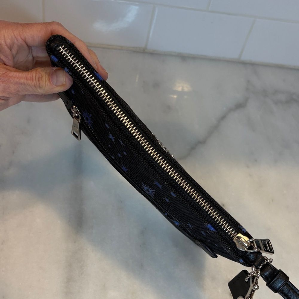 Coach x Star Wars Wristlet Wallet Purse Limited Edition Gallery Pouch - HTF - Picture 14 of 17